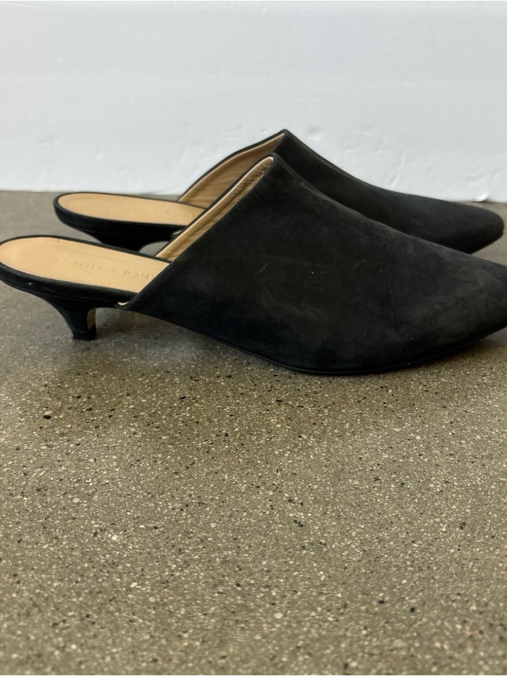 Jenni Kayne Black Pointed Suede Mules - Picture 2 of 10